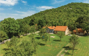 Four-Bedroom Holiday Home in Gracac, Gračac